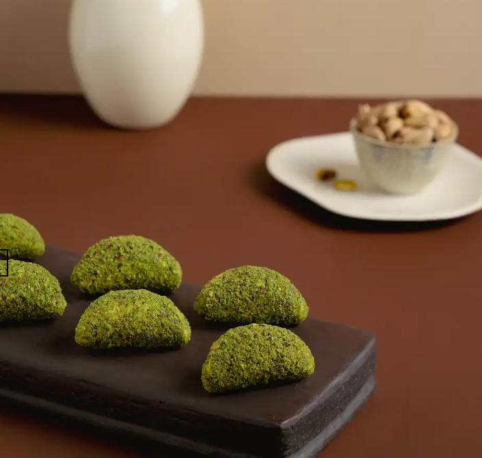 Antep Fıstıklı Mantı Lokum - (450-500 gr)
